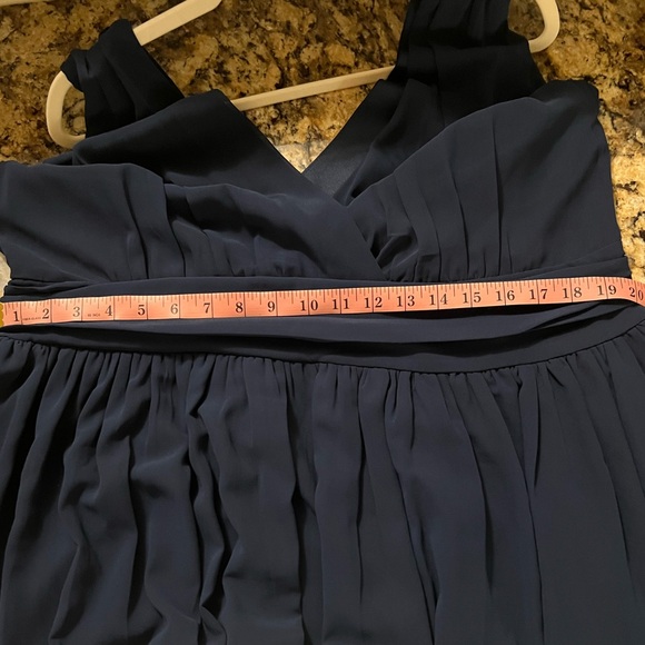 CHARLOTTE RUSSE V-NECK DRESS. SIZE: 2X BUST:23” WAIST:40” NAVY BLUE WITH LINING. - Picture 9 of 12